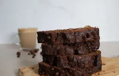 Budín de banana y chocolate