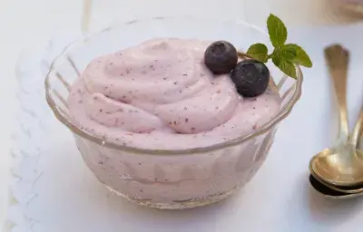 Mousse de frutos rojos