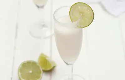 Licuado de lima y champagne