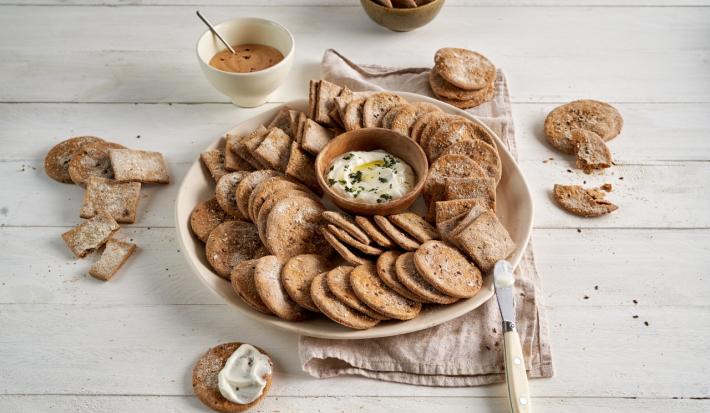 Crackers con rebozador Maggi y salvado